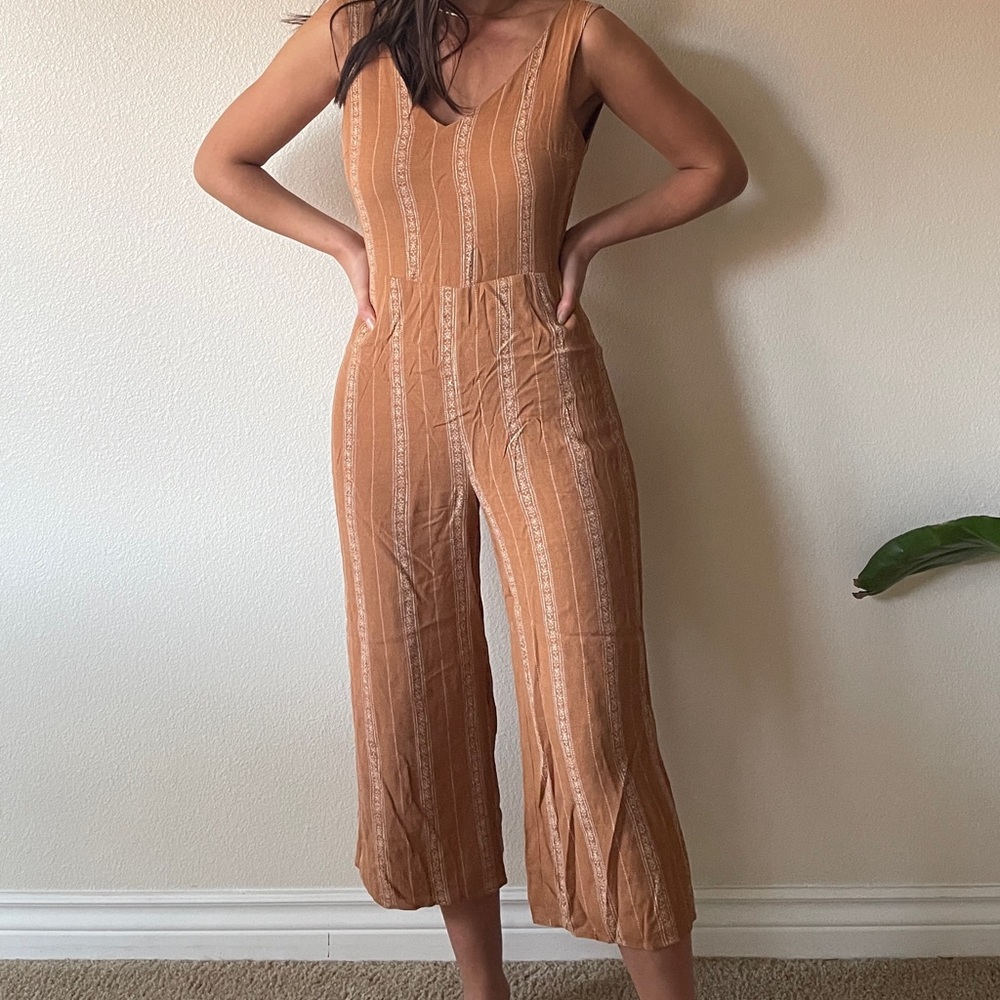 Striped Sleeveless Tie-Back Culotte Jumpsuit
